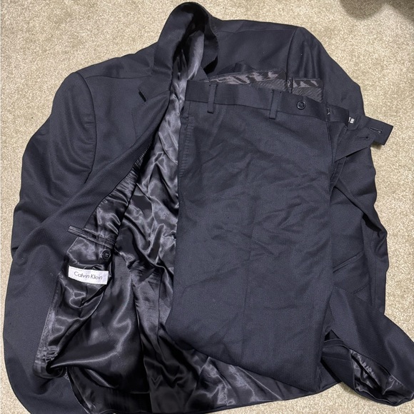 CALVIN KLIEN SUIT PANTS AND JACKET - Picture 1 of 1